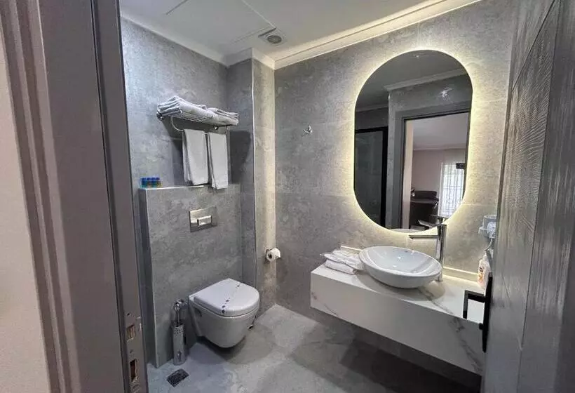 Hotelli Pendik Marine