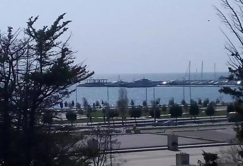 Hotelli Pendik Marine