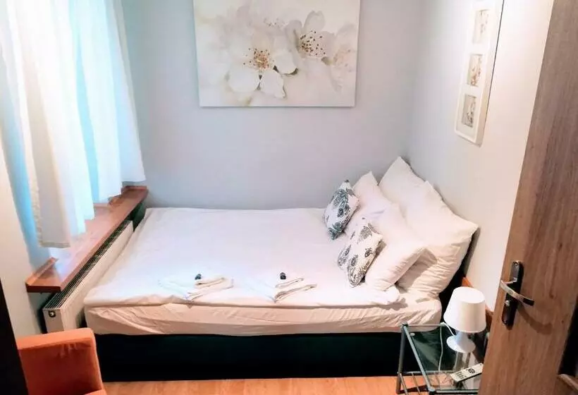 Hotelli Plac Rybaków Inn