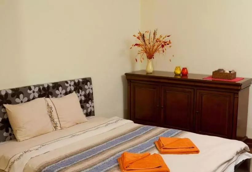 Hotelli Rainbow Accommodation