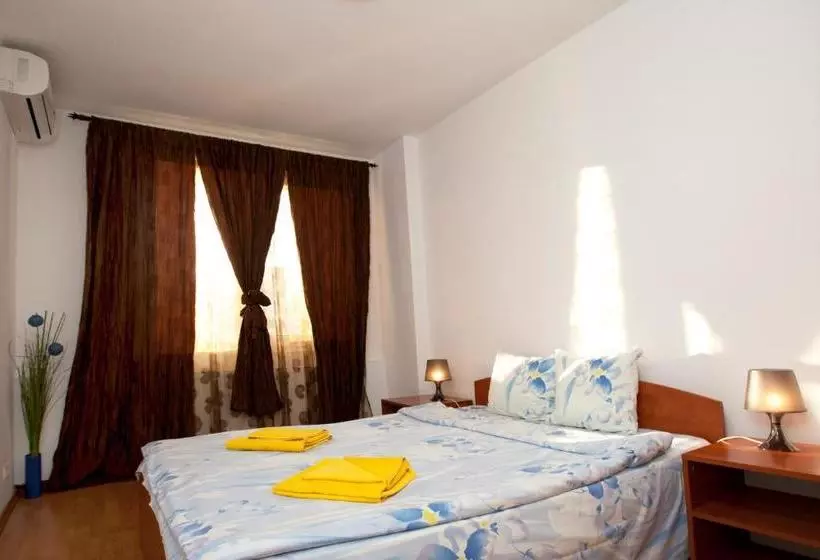 Hotelli Rainbow Accommodation