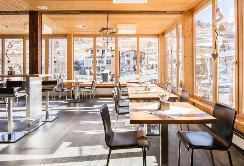 Отель Restaurant Ronalp