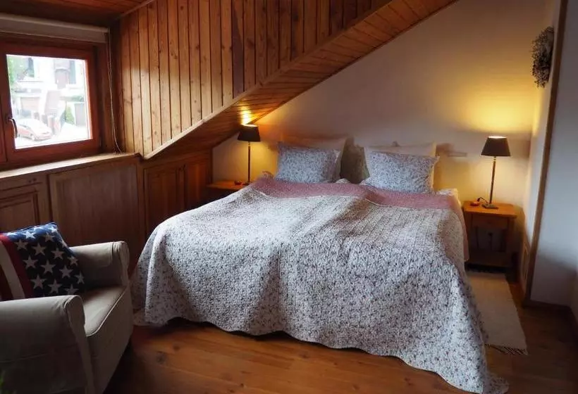 Отель Romantyczne Poddasze