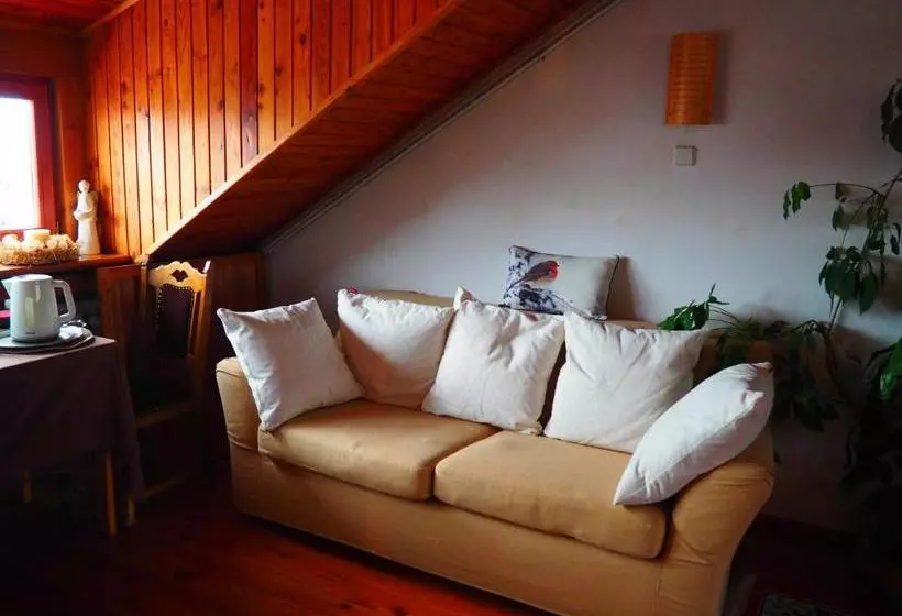 Отель Romantyczne Poddasze