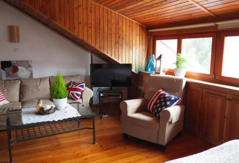 Отель Romantyczne Poddasze