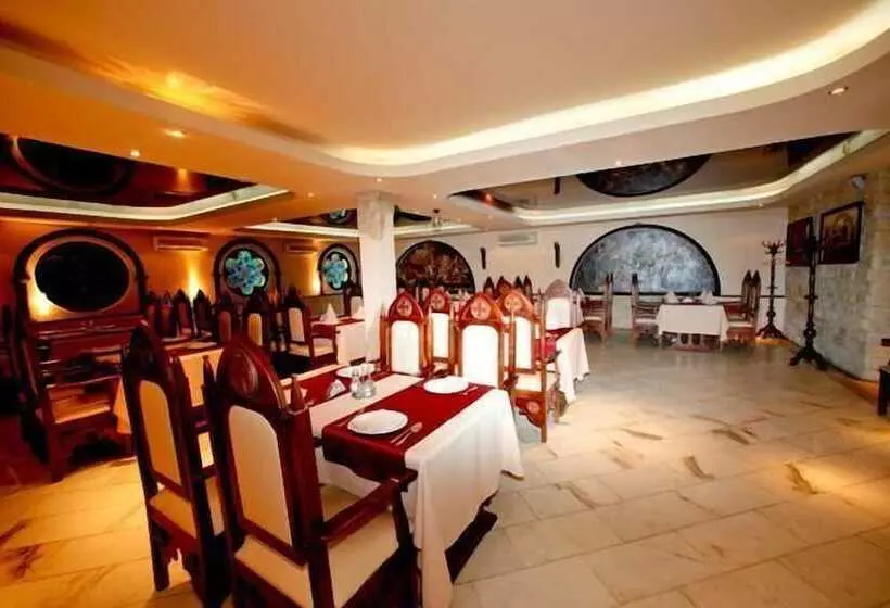 ホテル Ryan Johnson