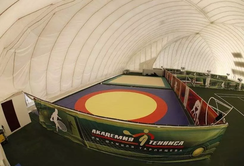 ホテル Ryan Johnson