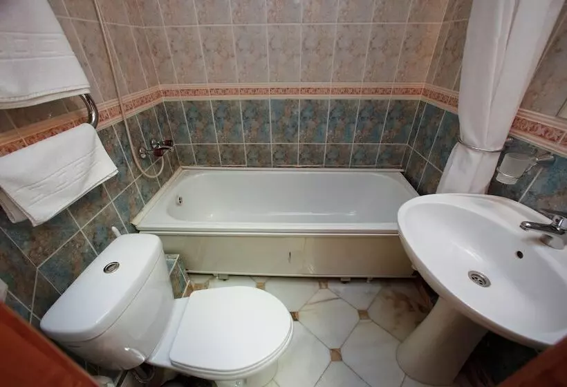 ホテル Ryan Johnson