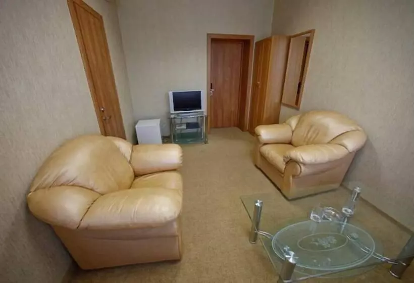 ホテル Ryan Johnson