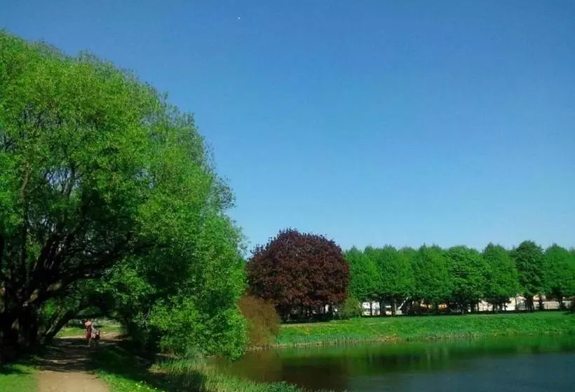 Hotelli Yuzhnoprimorskiy