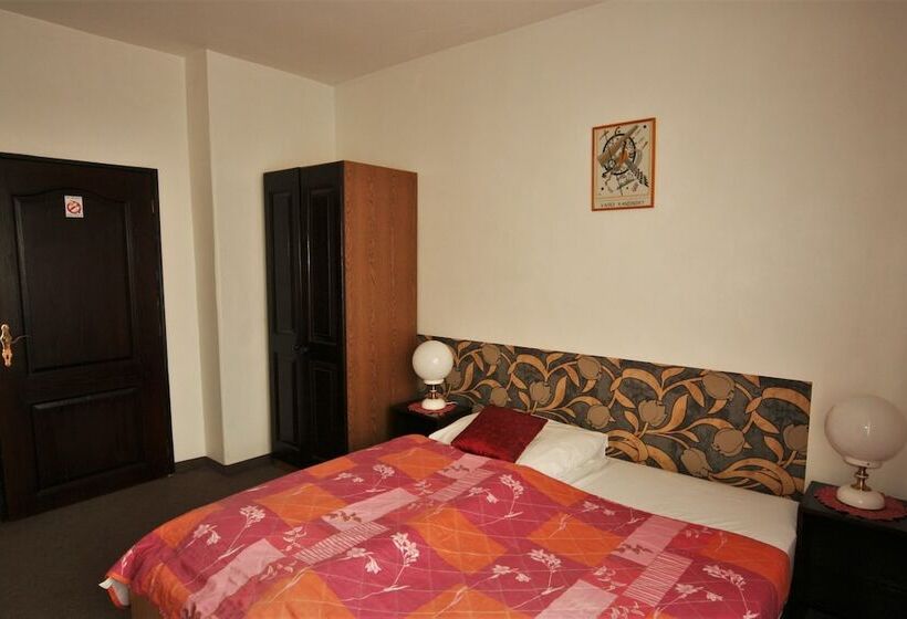 بنسيون Diamant