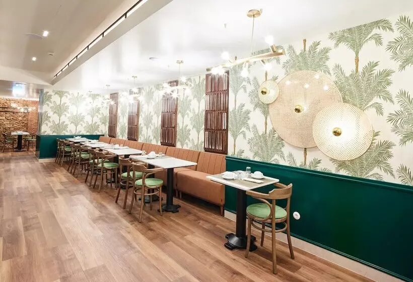 פנסיון Residencial Florescente