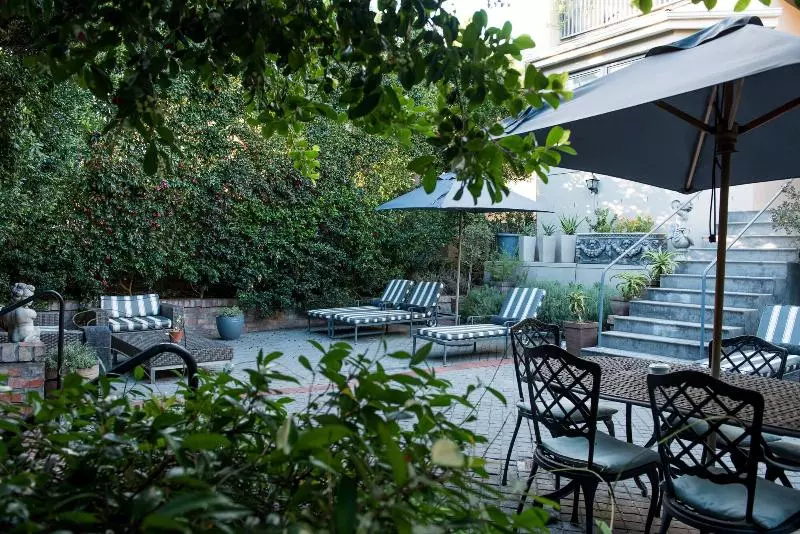 ペンション Welgelegen House