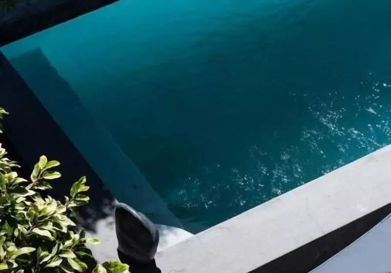 ペンション Welgelegen House