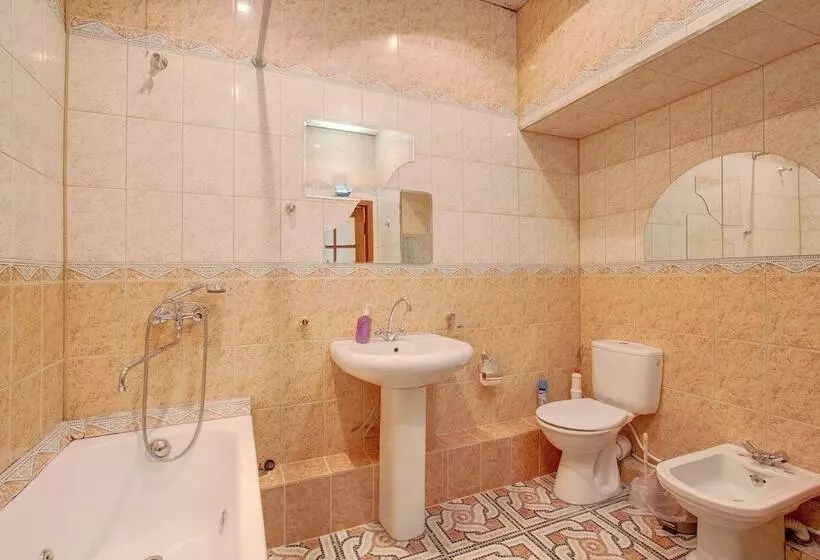 Stn Apartments Near Hermitage