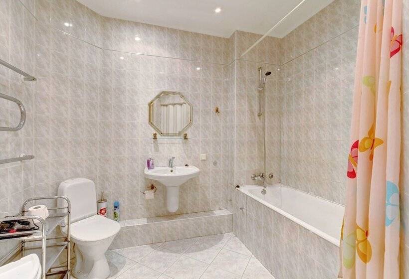 Stn Apartments Near Hermitage