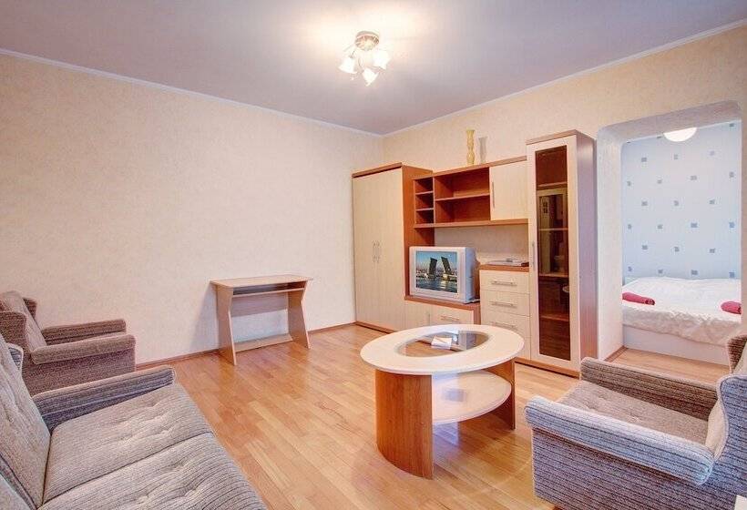 Stn Apartments Near Hermitage