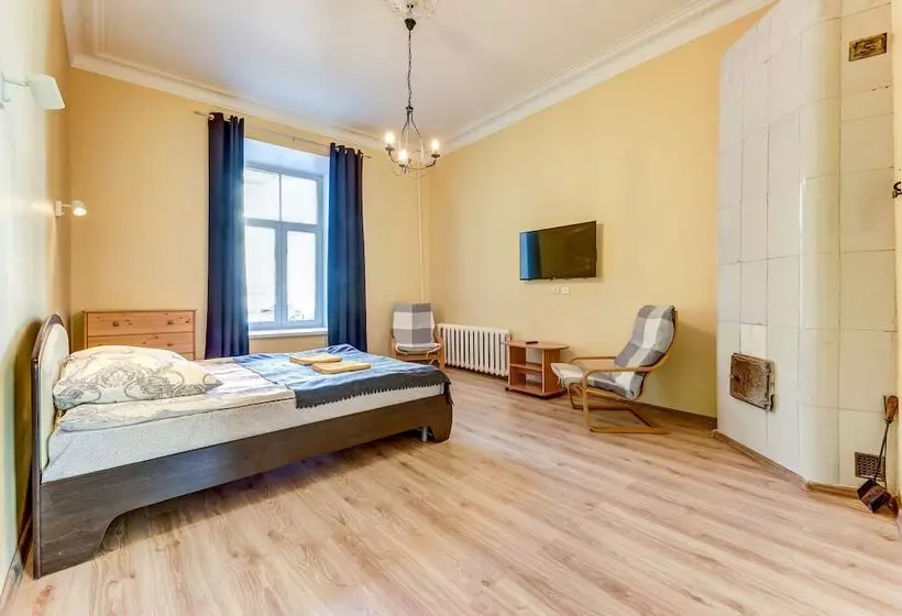 Stn Apartments Near Hermitage