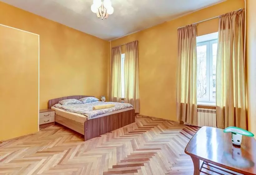 Stn Apartments Near Hermitage