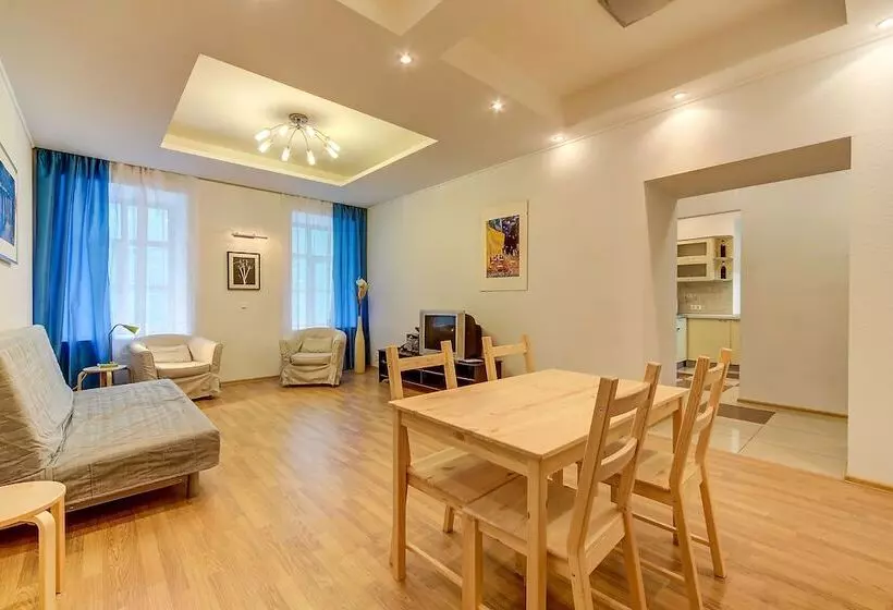 Stn Apartments Near Hermitage