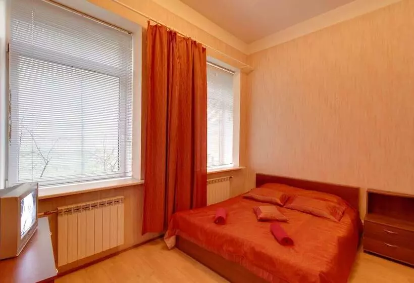 Stn Apartments Near Hermitage