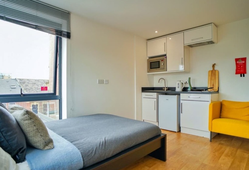 هاستل Rooms & Studios Students Only  Sheffield