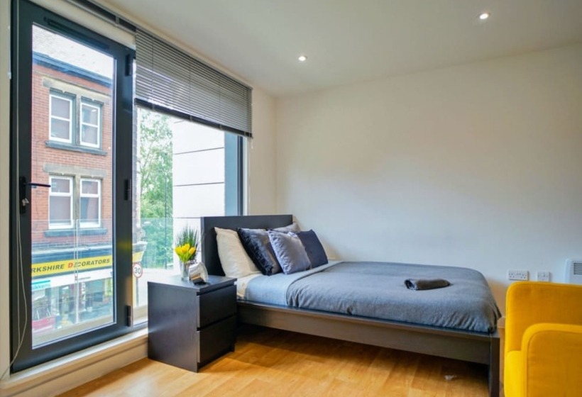 هاستل Rooms & Studios Students Only  Sheffield