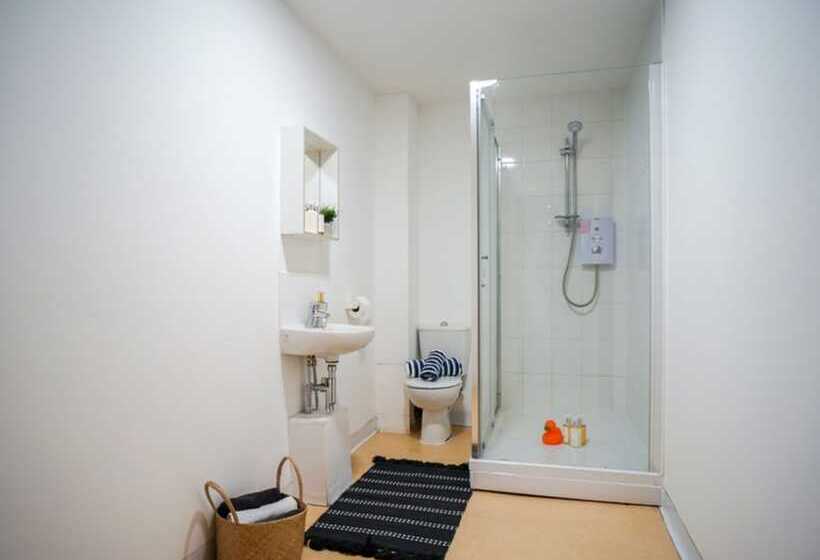 هاستل Rooms & Studios Students Only  Sheffield