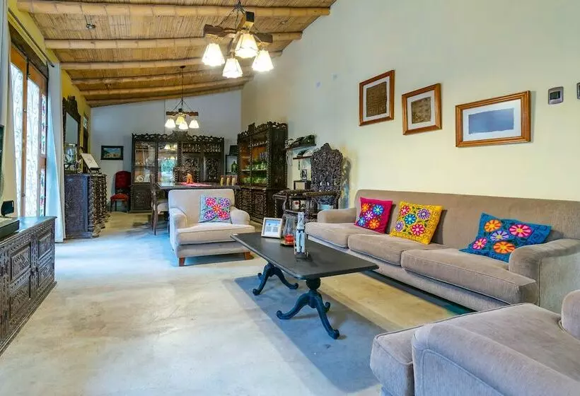 هتل Serenity Lodge