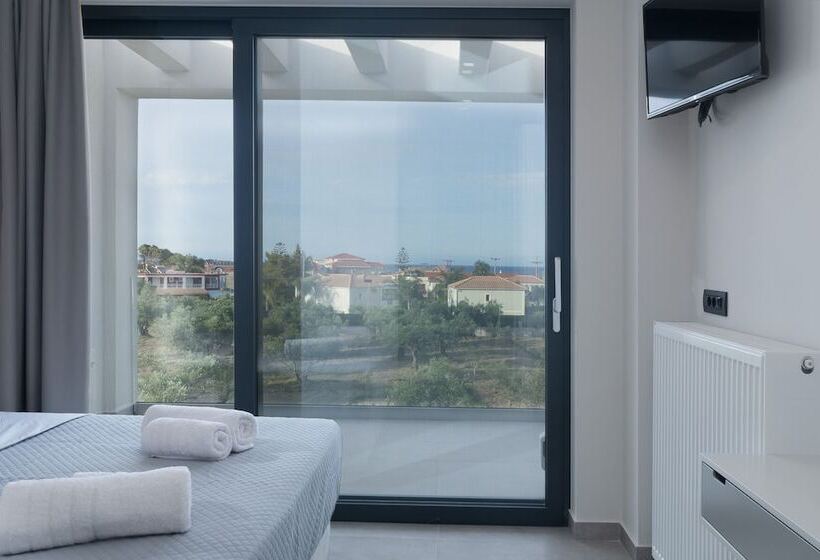 پانسیون Dionisos Luxury Suites