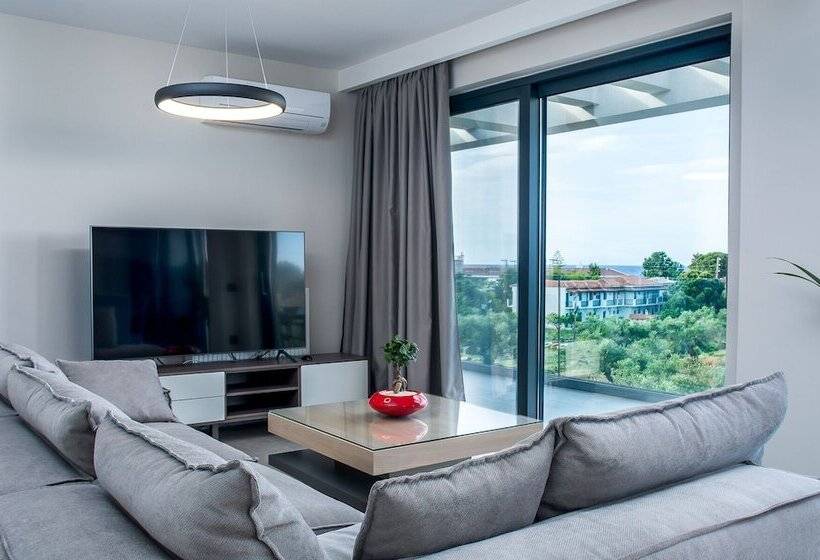 پانسیون Dionisos Luxury Suites