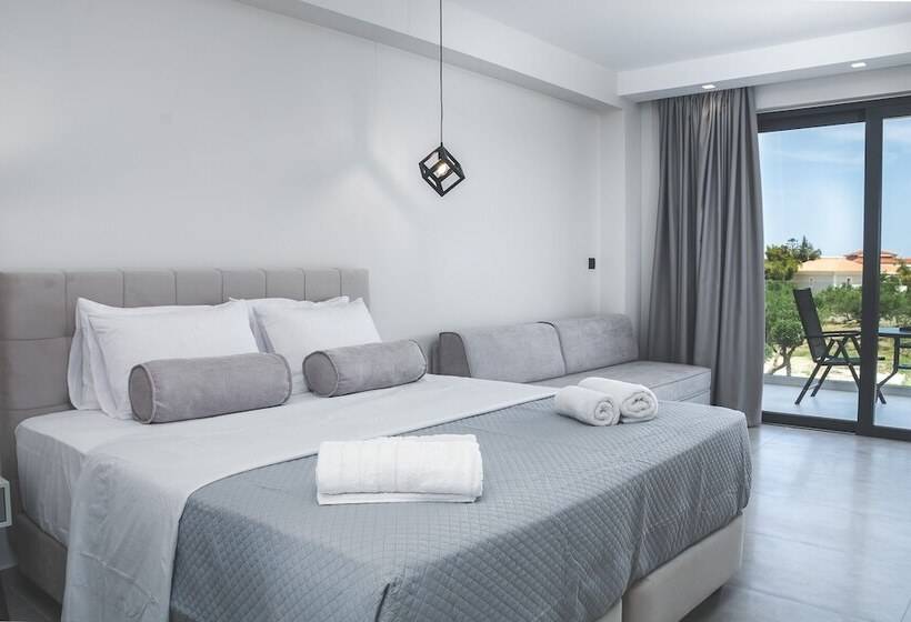 پانسیون Dionisos Luxury Suites