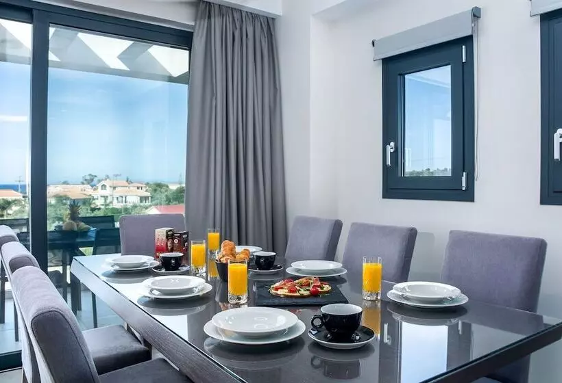 پانسیون Dionisos Luxury Suites