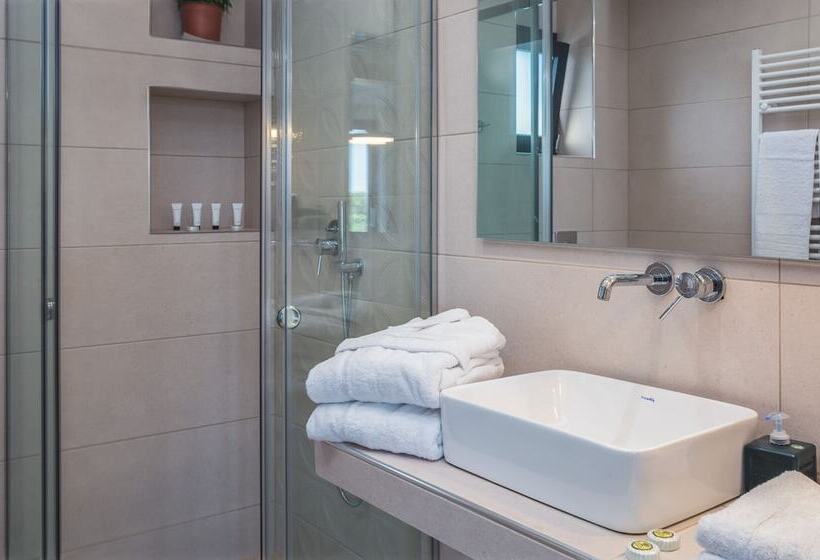 پانسیون Dionisos Luxury Suites