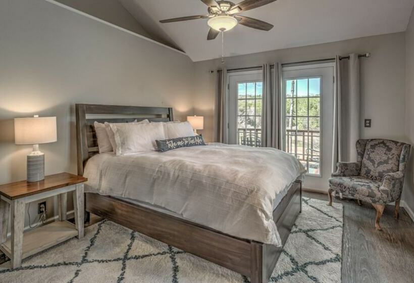 Lakin Memories By Escape To Blue Ridge