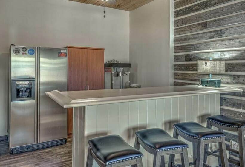 Lakin Memories By Escape To Blue Ridge