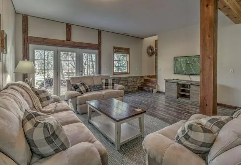 Lakin Memories By Escape To Blue Ridge