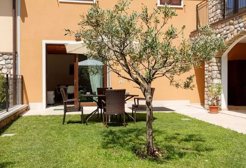 Residence Rustico