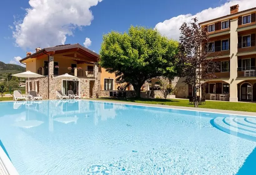 Residence Rustico