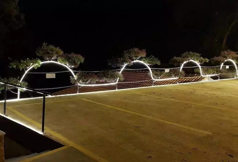 Hotelli Vila Eremita Pousada