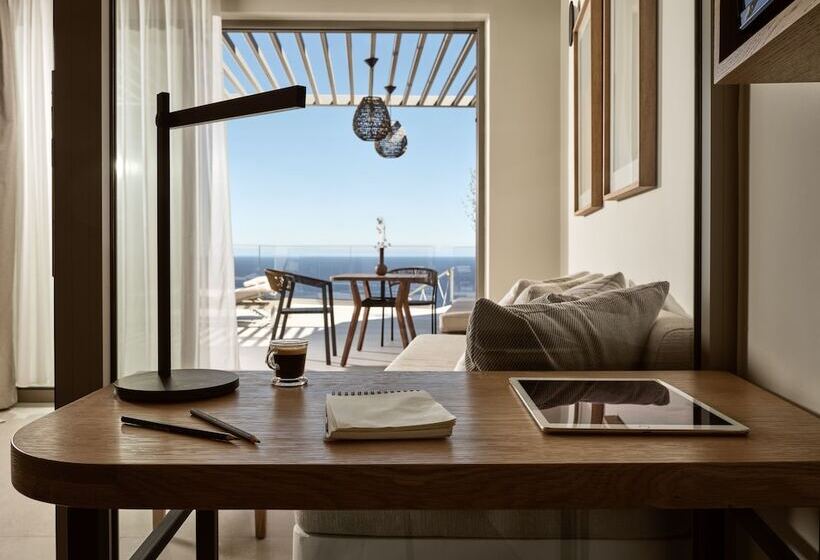 پانسیون Yoma Cove Suites