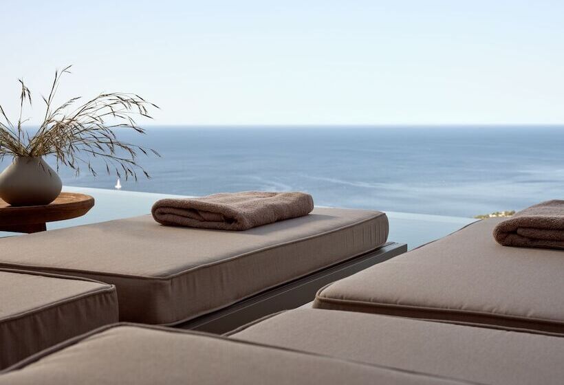 پانسیون Yoma Cove Suites