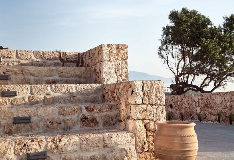 پانسیون Yoma Cove Suites