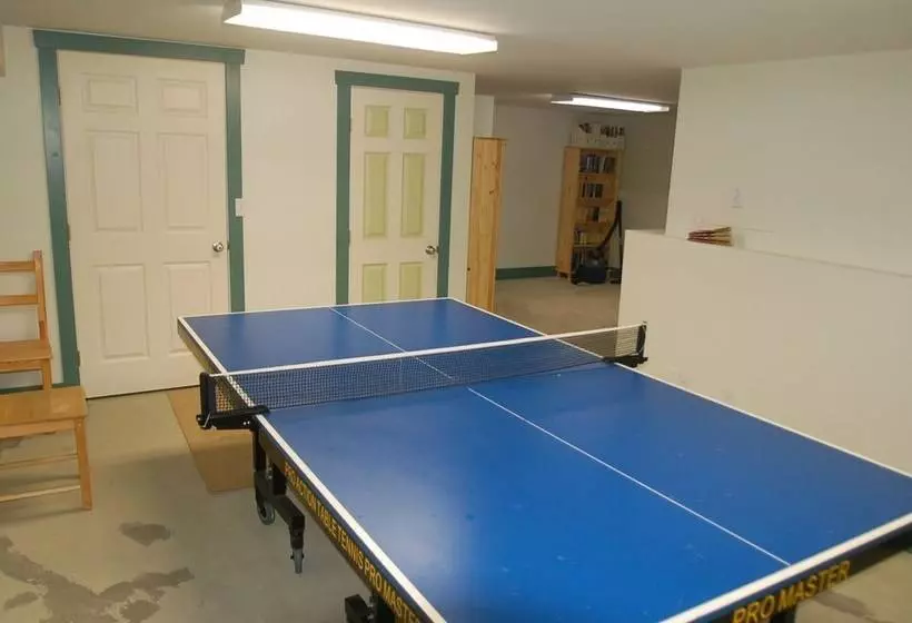 Snowline Cabin #34   Great English Tudor Style Home With Hot Tub! Now With Wifi!