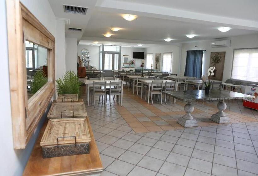 ホテル Caretta   Caretta