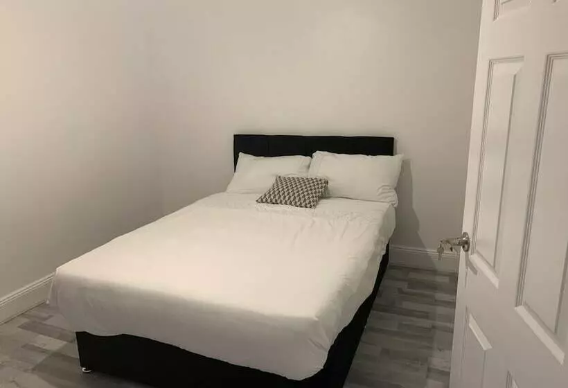 レジデンス 3br Sleeps7 Garden Parking