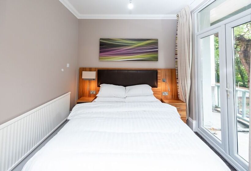 Uno Hotel Heathrow Windsor