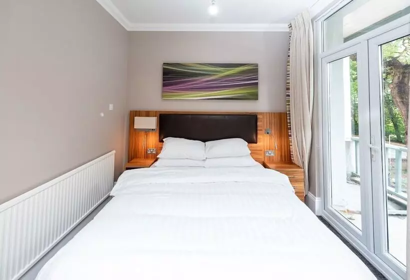 Uno Hotel Heathrow Windsor