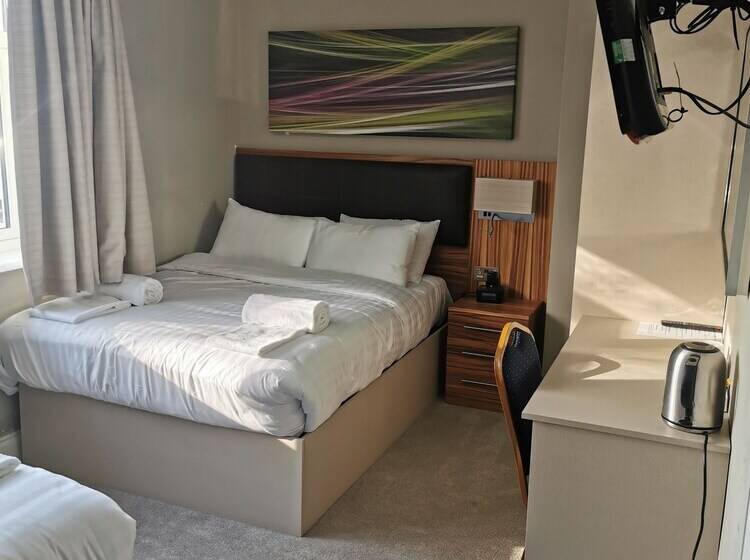 Uno Hotel Heathrow Windsor