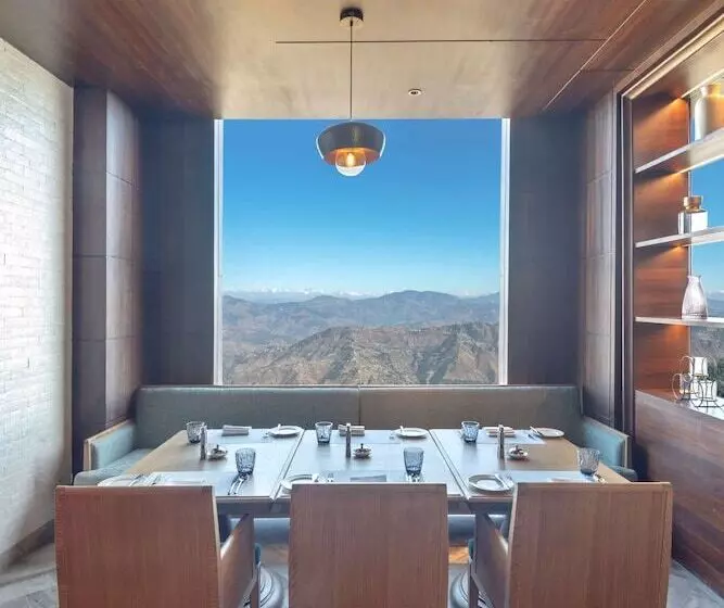 ホテル Radisson Kufri